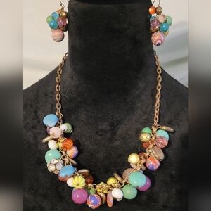 Iconic Lenora Dame?, Gold &Colorful Retro Vintage Beaded Necklace and Earrings